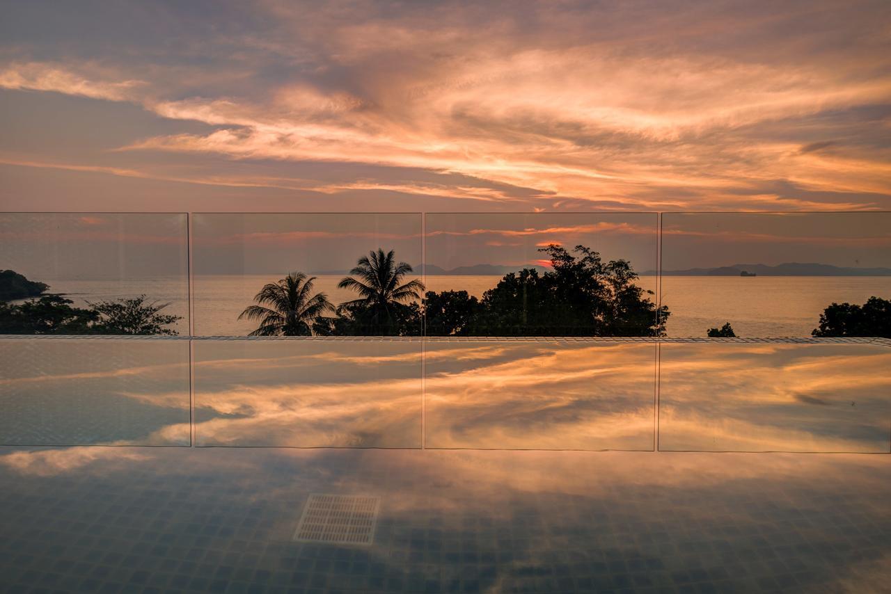 The Pelican Krabi Bagian luar foto
